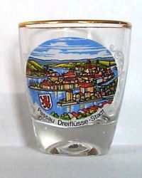 Passau Drefluesse Stadt.jpg